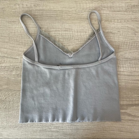 Lace Brandy Melville crop top - Picture 4 of 6